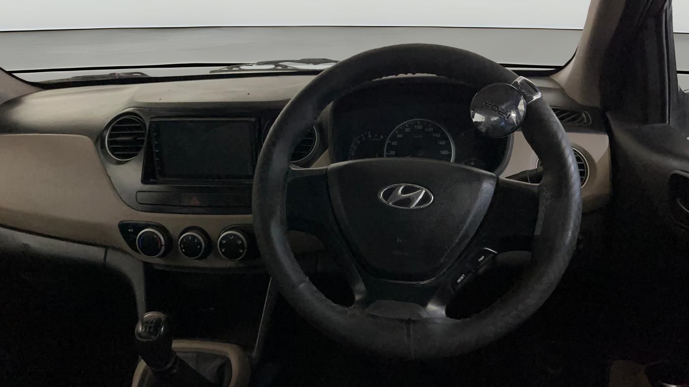 2017 Hyundai Grand i10 MAGNA 1.2 KAPPA VTVT, Petrol, Manual, 32,374 km, Steering Wheel Close Up