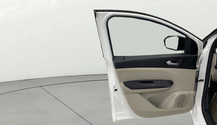 2021 Renault TRIBER RXZ DUAL TONE, Petrol, Manual, 44,431 km, LHS Front Door