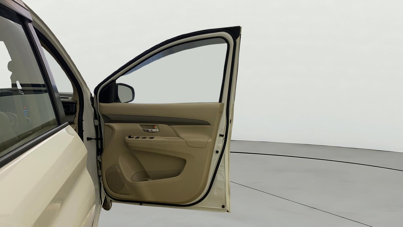 2023 Maruti Ertiga VXi (O), Petrol, Manual, 16,921 km, RHS Front Door