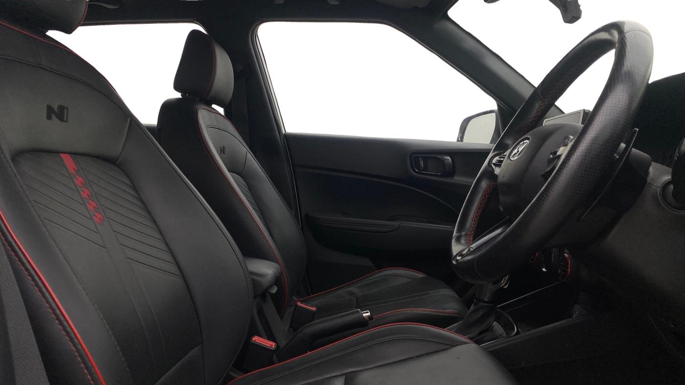 2023 Hyundai VENUE N LINE N8 1.0 TURBO DCT, Petrol, Automatic, 39,380 km, Right Side Front Door Cabin