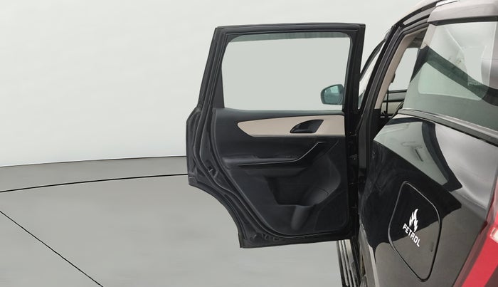 2024 Mahindra XUV700 AX5 Petrol AT 7 STR, Petrol, Automatic, 10,524 km, LHS Rear Door