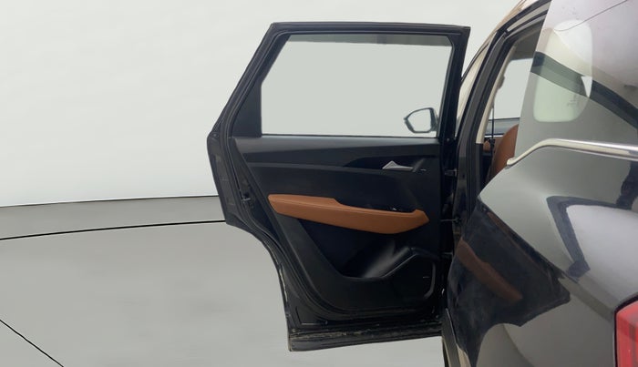 2022 MG HECTOR PLUS SHARP 1.5 PETROL TURBO CVT 6-STR, Petrol, Automatic, 56,089 km, LHS Rear Door