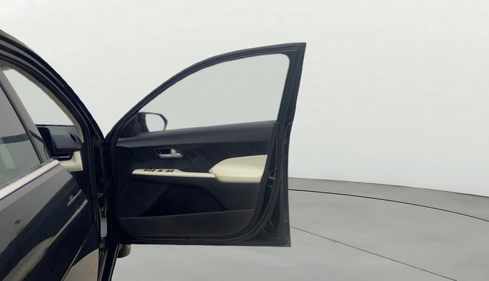 2024 Hyundai Verna SX 1.5 l MPI, Petrol, Manual, 20,610 km, RHS Front Door