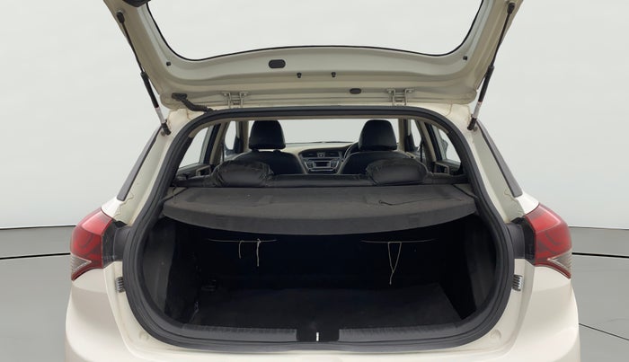 2015 Hyundai Elite i20 MAGNA 1.2, Petrol, Manual, 48,026 km, Boot Open Zoomed View