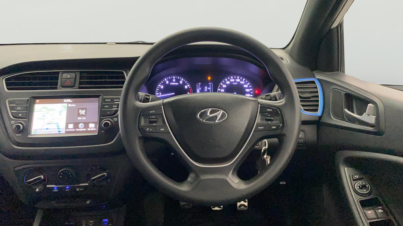 2019 Hyundai i20 Active 1.2 S, Petrol, Manual, 1,35,213 km, Steering Wheel Close Up