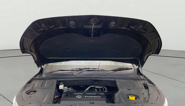 2021 MG HECTOR SHARP 1.5 PETROL CVT, Petrol, Automatic, 20,630 km, Open Bonet