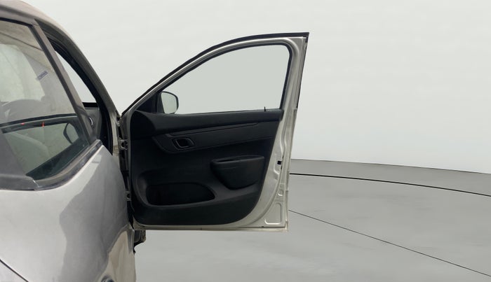 2017 Renault Kwid RXT 1.0, Petrol, Manual, 39,855 km, RHS Front Door