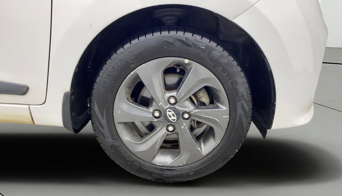 2018 Hyundai Grand i10 SPORTZ 1.2 KAPPA VTVT DUAL TONE, Petrol, Manual, 37,040 km, Right Front Wheel