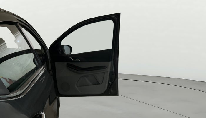 2021 Tata Tiago XZA PLUS PETROL, Petrol, Automatic, 16,999 km, RHS Front Door