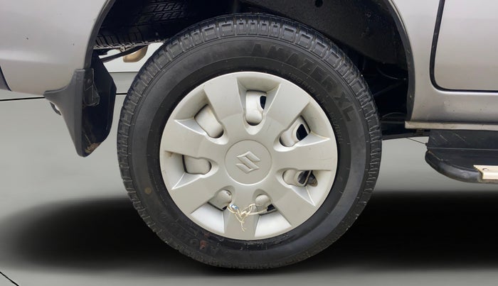 2021 Maruti Eeco 7 STR, Petrol, Manual, 6,161 km, Right Rear Wheel