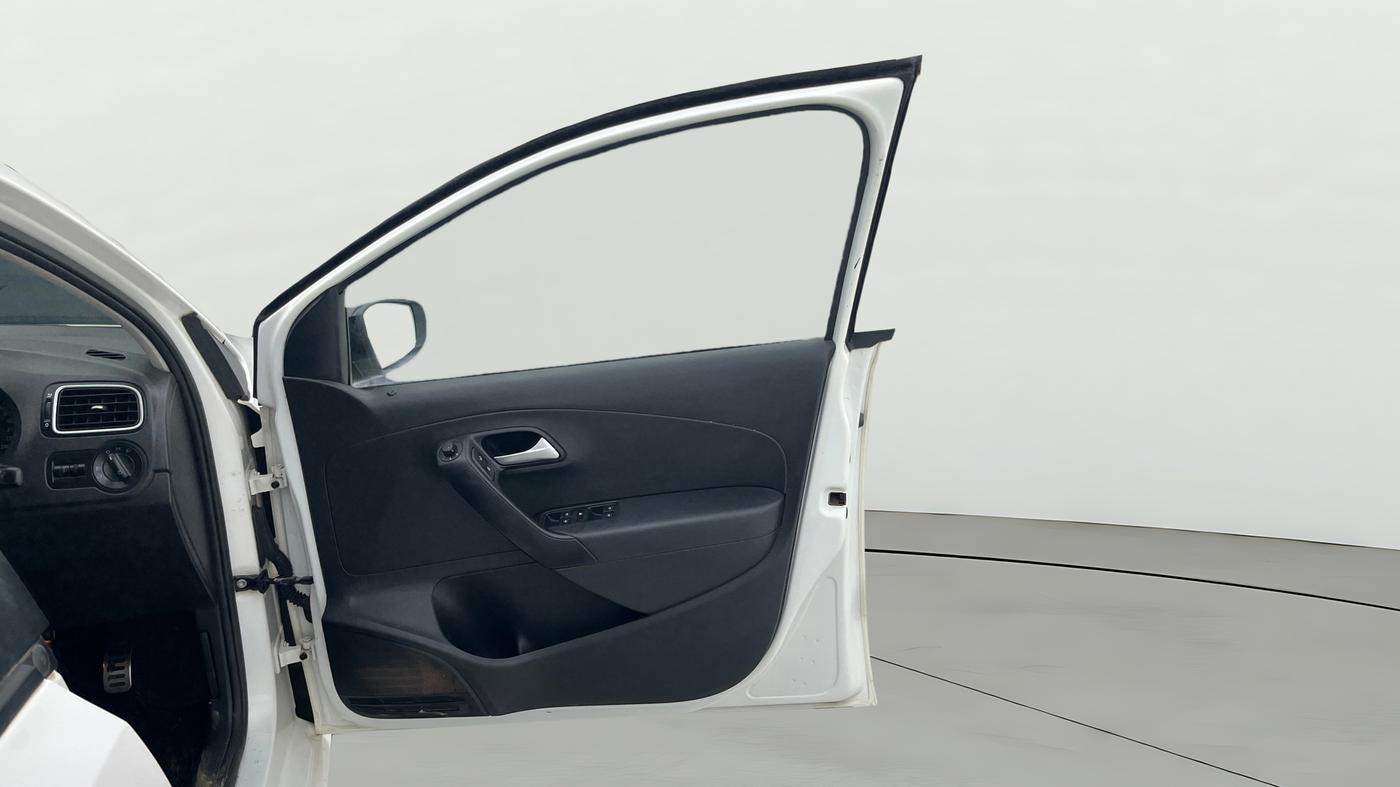 2018 Volkswagen Ameo HIGHLINE PLUS 1.5L AT 16 ALLOY, Diesel, Automatic, 69,838 km, RHS Front Door