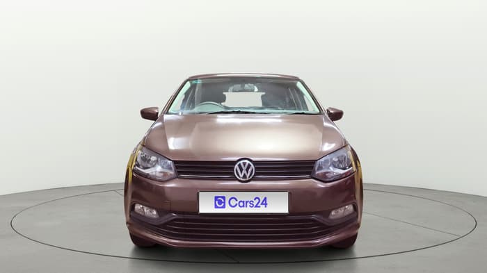 2016 Volkswagen Polo COMFORTLINE 1.2L, CNG, Manual, 1,04,720 km, Front