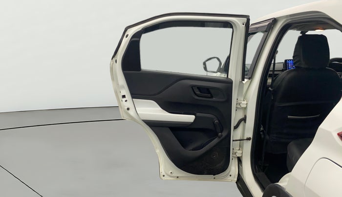 2024 Tata PUNCH PURE MT CNG, CNG, Manual, 53,335 km, LHS Rear Door