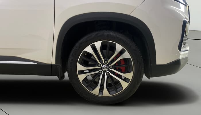 2021 MG HECTOR SMART 1.5 DCT PETROL, Petrol, Automatic, 24,296 km, Right Front Wheel