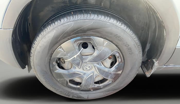2024 Tata PUNCH ADVENTURE MT, Petrol, Manual, 28,375 km, Left Front Wheel