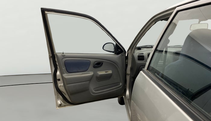 2014 Maruti Alto K10 VXI, Petrol, Manual, 1,00,475 km, LHS Front Door