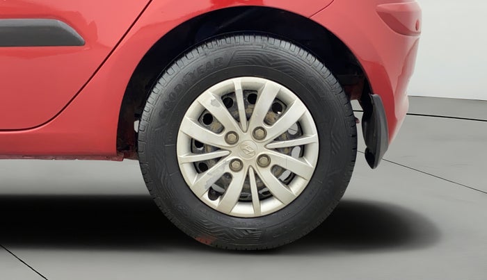 2013 Hyundai i10 MAGNA 1.2, Petrol, Manual, 45,949 km, Left Rear Wheel
