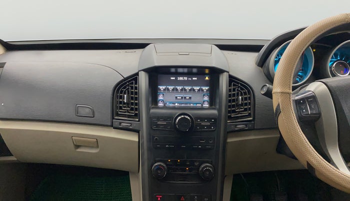 2017 Mahindra XUV500 W6, Diesel, Manual, 99,718 km, Air Conditioner