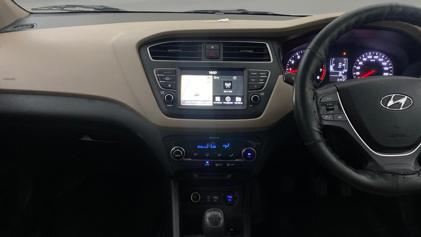 2018 Hyundai Elite i20 ASTA 1.2, Petrol, Manual, 31,410 km, Air Conditioner