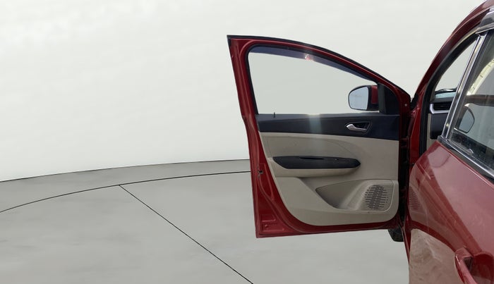 2019 Renault TRIBER RXZ, Petrol, Manual, 55,476 km, LHS Front Door