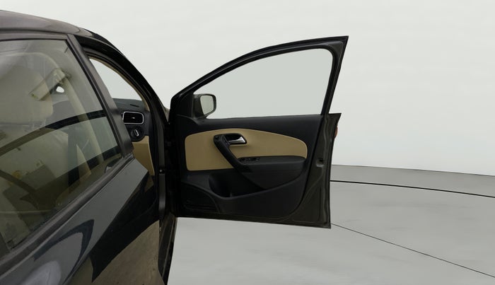 2015 Volkswagen Polo HIGHLINE1.2L, Petrol, Manual, 48,446 km, RHS Front Door