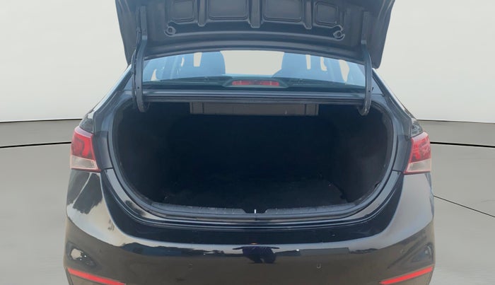 2019 Hyundai Verna 1.6 VTVT SX O, Petrol, Manual, 98,190 km, Boot Open Zoomed View