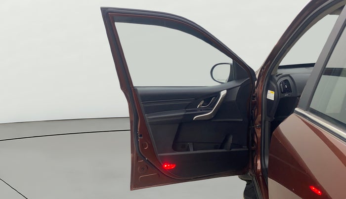 2021 Mahindra XUV500 W11(O), Diesel, Manual, 21,359 km, LHS Front Door