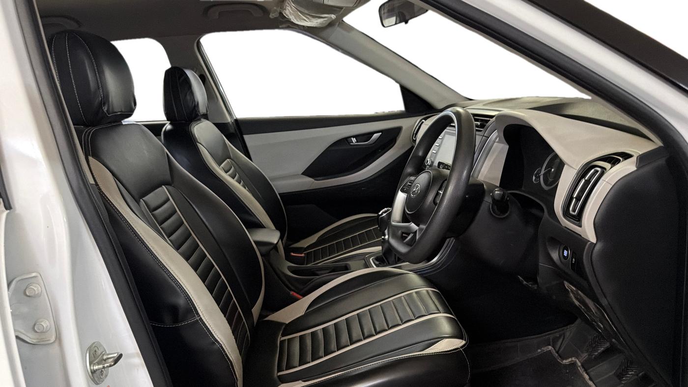 2023 Hyundai Creta S 1.5 PETROL, Petrol, Manual, 56,661 km, Right Side Front Door Cabin
