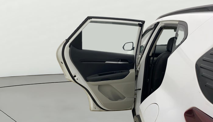 2021 KIA SONET HTX 1.0 IMT, Petrol, Manual, 39,789 km, LHS Rear Door