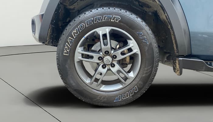 2022 Mahindra Thar LX PETROL HT 4WD AT, Petrol, Automatic, 18,128 km, Left Front Wheel
