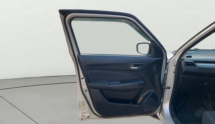 2018 Maruti Swift VXI, Petrol, Manual, 72,064 km, LHS Front Door