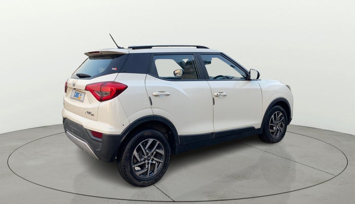 2023 Mahindra XUV300 W8 (O) 1.2 PETROL, Petrol, Manual, 30,905 km, Right Back Diagonal