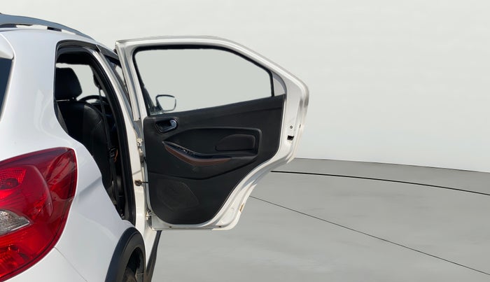 2019 Ford FREESTYLE TITANIUM 1.2 PETROL, CNG, Manual, 83,938 km, RHS Rear Door