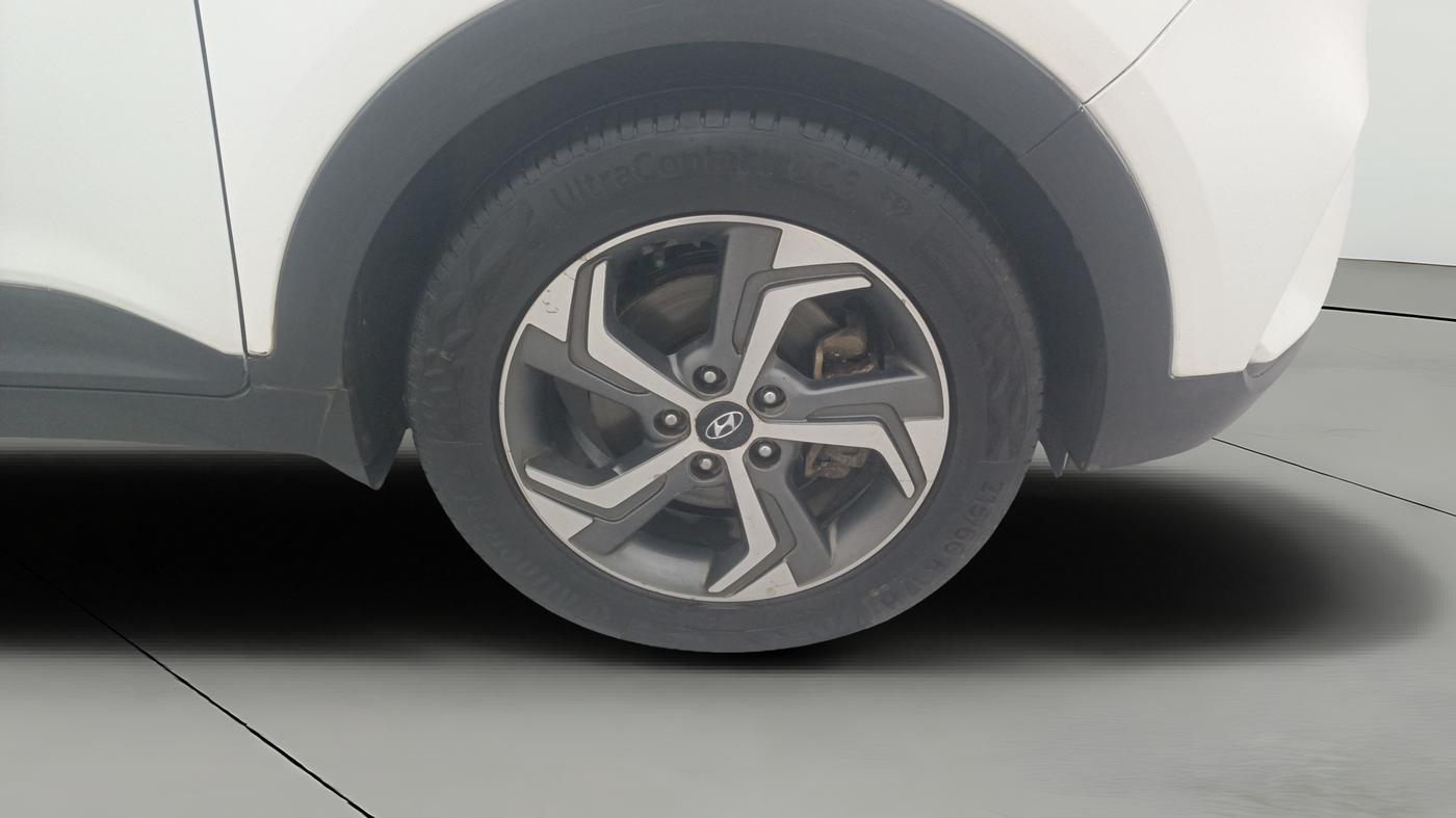2018 Hyundai Creta SX AT 1.6 DIESEL, Diesel, Automatic, 1,27,141 km, Right Front Wheel