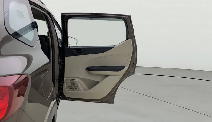 2022 Renault TRIBER RXL MT, Petrol, Manual, 68,363 km, RHS Rear Door