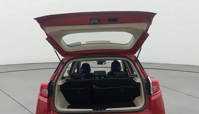 2019 Mahindra XUV300 W8(O) 1.2 PETROL DUAL TONE, Petrol, Manual, 77,682 km, Boot Open Zoomed View