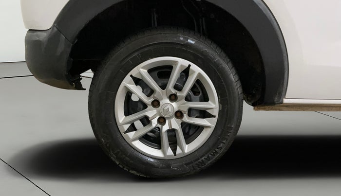 2022 Renault TRIBER RXT, Petrol, Manual, 1,01,614 km, Right Rear Wheel