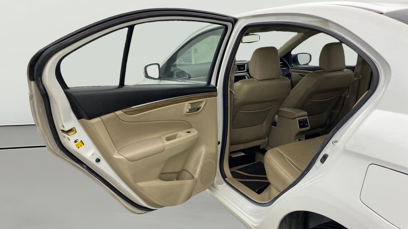 2020 Maruti Ciaz ALPHA  AT 1.5 SHVS PETROL, Petrol, Automatic, 1,09,980 km, LHS Rear Door