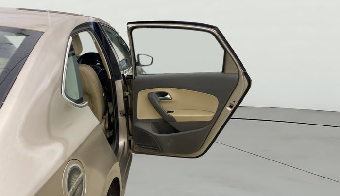 2017 Volkswagen Vento HIGHLINE PETROL AT, Petrol, Automatic, 75,987 km, RHS Rear Door