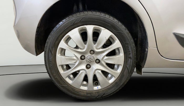 2015 Maruti Baleno ALPHA PETROL 1.2, Petrol, Manual, 65,468 km, Right Rear Wheel