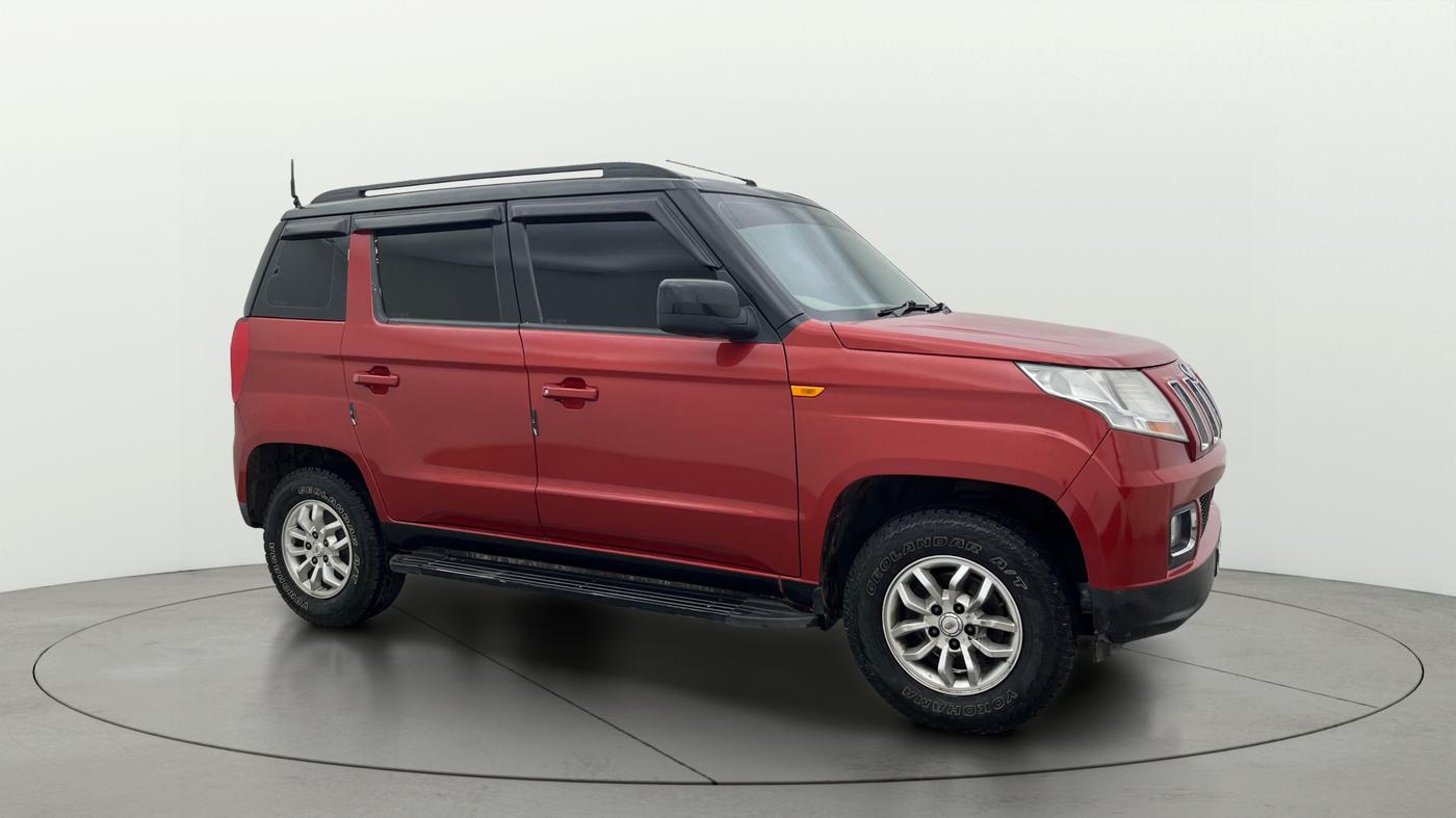 2017 Mahindra TUV300 T8 DUAL TONE, Diesel, Manual, 1,12,490 km, SRP