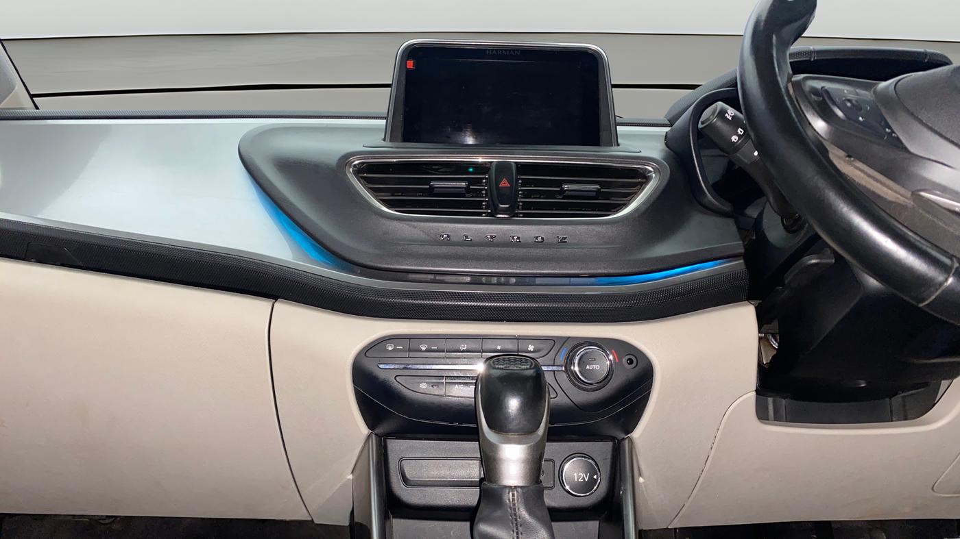 2022 Tata ALTROZ XZA PLUS, Petrol, Automatic, 58,345 km, Air Conditioner
