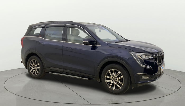 2021 Mahindra XUV700 AX 7 LUXURY P AT 7 STR, Petrol, Automatic, 57,080 km, Right Front Diagonal