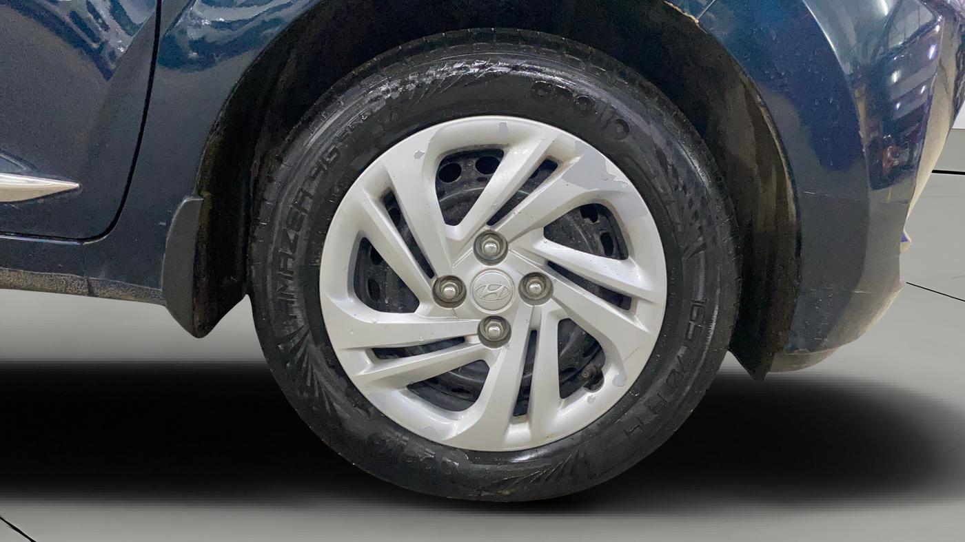 2022 Hyundai GRAND I10 NIOS MAGNA 1.2 KAPPA VTVT, Petrol, Manual, 17,674 km, Right Front Wheel