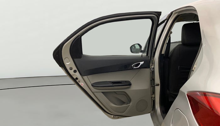 2018 Tata Tiago XZ PETROL, Petrol, Manual, 1,39,758 km, LHS Rear Door