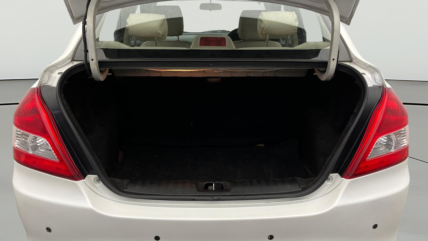 2015 Maruti Swift Dzire VXI, Petrol, Manual, 97,553 km, Boot Open Zoomed View