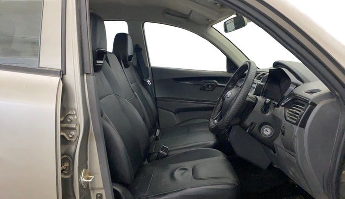 2018 Mahindra Kuv100 K2 TRIP D, Diesel, Manual, 68,537 km, Right Side Front Door Cabin