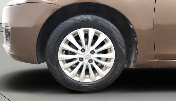 2017 Maruti Ciaz ZDI SHVS, Diesel, Manual, 74,544 km, Left Front Wheel