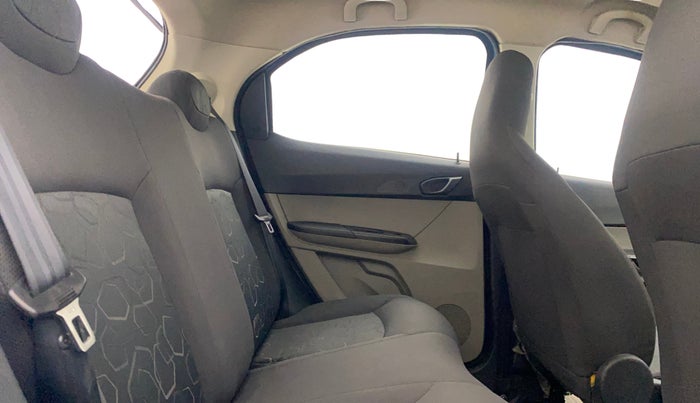 2016 Tata Tiago XT PETROL, Petrol, Manual, 46,127 km, Right Side Rear Door Cabin