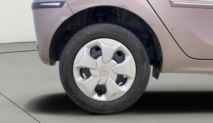 2016 Tata Tiago XT PETROL, Petrol, Manual, 25,136 km, Right Rear Wheel